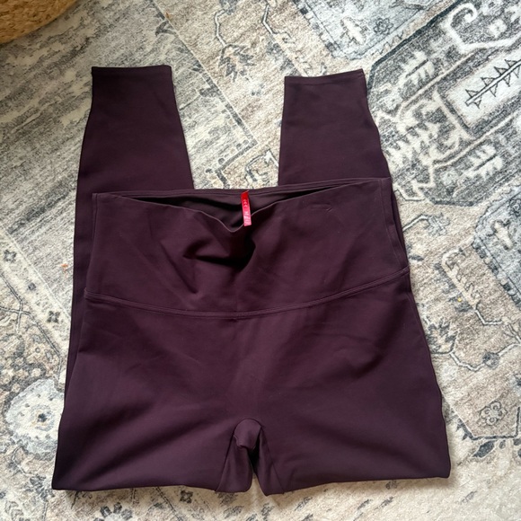 SPANX Pants - SPANX Ankle Length Ponte Leggings Split Hem Burgundy Size 1X Tall